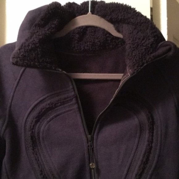 Lululemon Cuddle Up Jacket Navy - Picture 4 of 5
